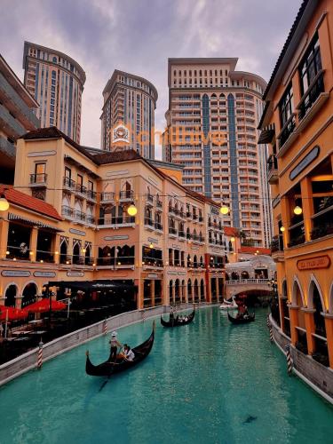 Spacious Bgc Retreat Near Venice #vlra24e, Manila