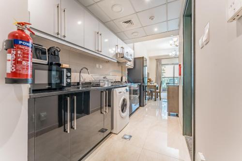 City View Studio Minutes to Burj Khalifa, Elite Business Bay Residence by Deluxe Holiday Homes, Dubaï (photo 3)
