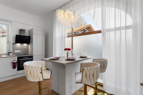 Konyha, Liebelei Miesbach Boutique Apartment - 2 Min zum Bahnhof, eigener Parkplatz in Miesbach