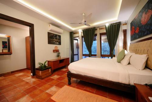 MAYAAHI RESORTS&SPA in Kakkadampoyil