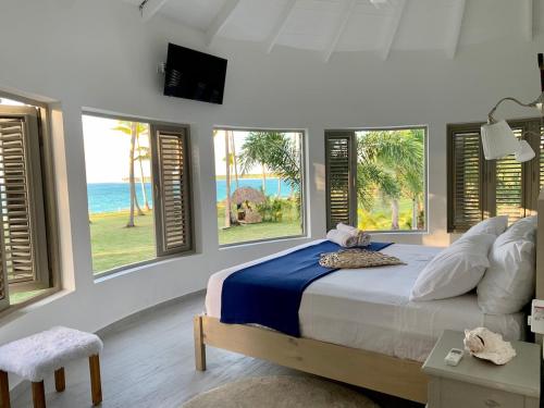 Beachfront Villa Tabiki at Playa Coson, Las Terrenas, Dominicana in Coson Vízpart