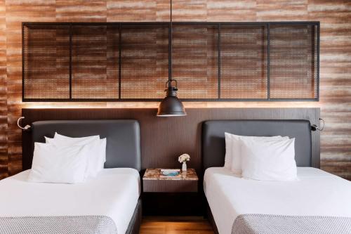 Superior Double Room image 4
