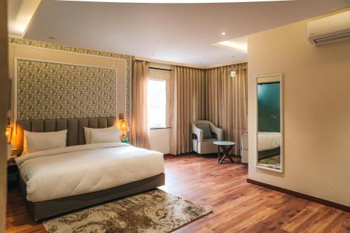 New Hotel Snow Crest in Badrinath