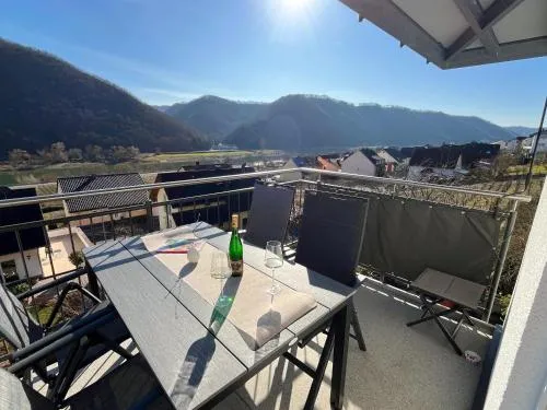 Ferienwohnung Moseltraum, bis zu 6 Pers, mit 3 Schlafzimmer und Panoramabalkon in Müden, Deutschland