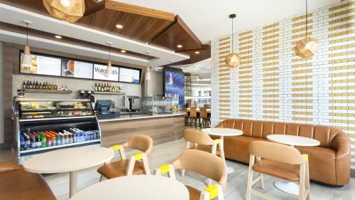 Courtyard by Marriott Santa Monica, Los Angeles (fotografie 5)