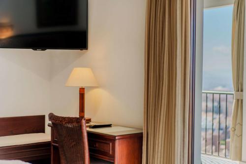 Superior Double or Twin Room with Terrace image 1