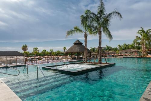 La Marina Resort - image 9