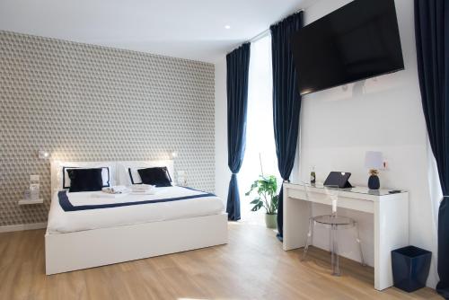 Colosseum suites by Glen near Arcibasilica di San Giovanni in Laterano