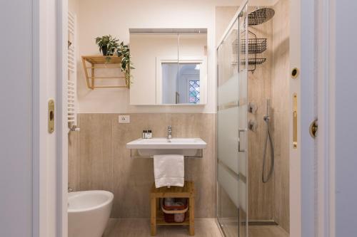 Rome As You Feel - Trastevere Nest with Secret Patio, Rome (photo 10)