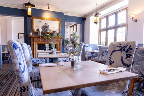 Cromwell Lodge Hotel by Greene King Inns in Бенбері