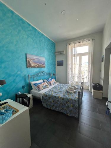 Ale Naples Holiday Room Type - Queen Room