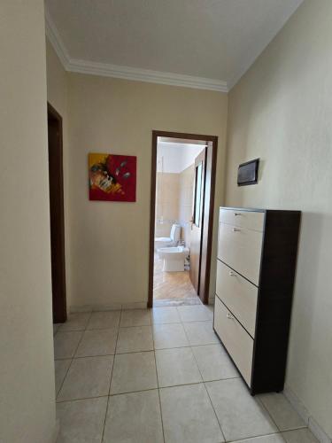 One-Bedroom Apartment image 1