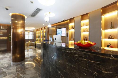 Weiting Hotel Shanghai Jing'an Temple Nanjing West Road Subway Station Branch, Shanghai (foto 2)