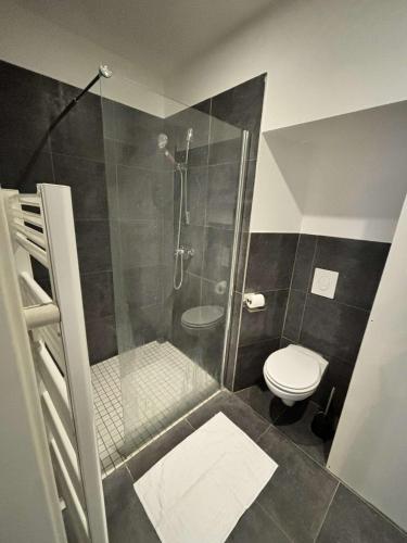 Душ, Le Nid en Rotin Apartment in Монбель'яр