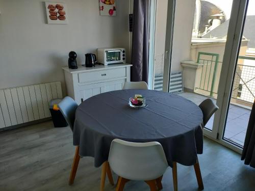 設施, Résidence MONTE CARLO (Residence MONTE CARLO) in 沙泰萊隆普拉格