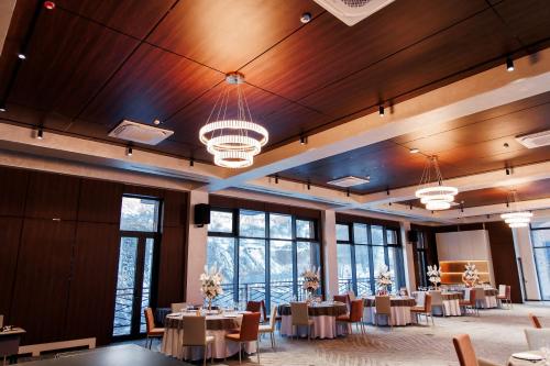 Banquet hall, Gulkam Resort in Yusufkhona