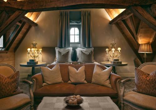 Suite, exécutif