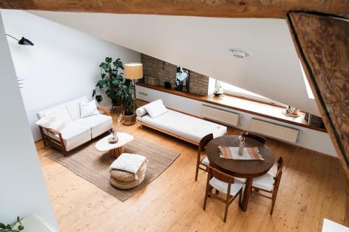 White Loft Riga in City Center with 2 King Size Beds