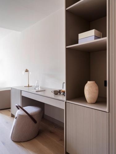 Large Room with Separate Living Area image 4