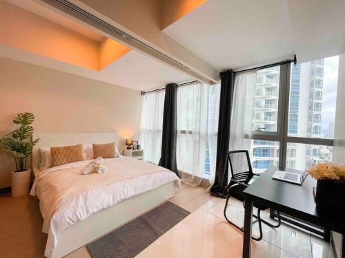 Exclusive BGC Condo at Uptown Area #upt136d, Manila