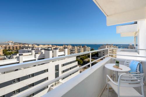 Apartamentos Playasol My Tivoli - image 14