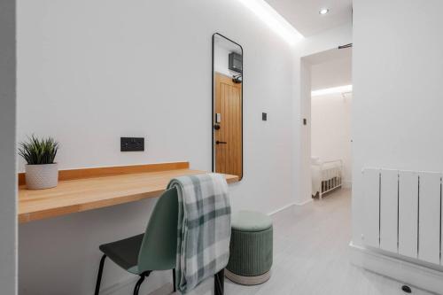 Focus Stay Shared Kitchen Work Desk Parking, Liverpool (fotografie 2)