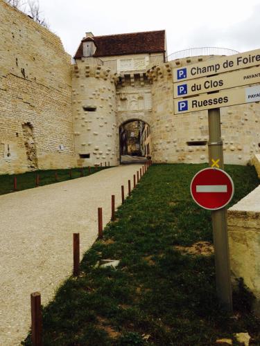 Seadmed, The Good Studio Vezelay in Vezelay