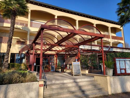 Apartment Residenza Parcolago Apt 018 mit Garten by Interhome in Caslano