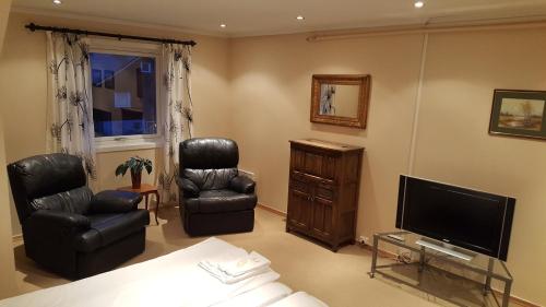 2 twin beds