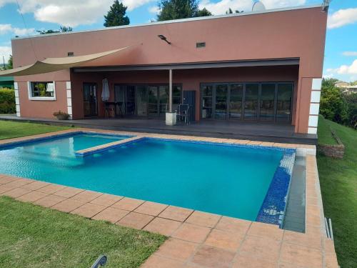 Piscina, RoDo mountain view 1 in Malkerns