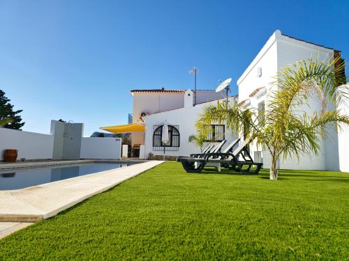 La Novela 4 - by Holiday Rentals Villamar in 肯梅特斯
