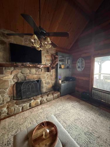 Luxury Cabin HotTub, Hiking, Fire Pit, Game Room detail
