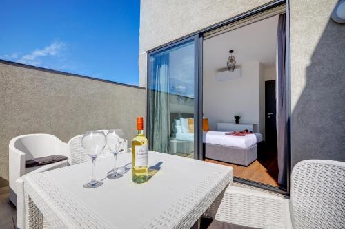 Suites 31 by Buena Vista 3
