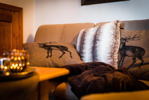 Gästehaus Alpenparadies - Apartment - Krün