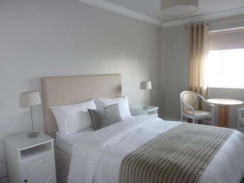 Westwinds Bed & Breakfast - image 4