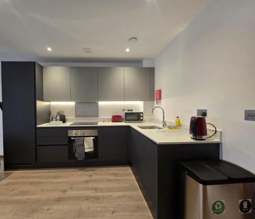 Roomspace Serviced Apartments - Harvest Lane - main image