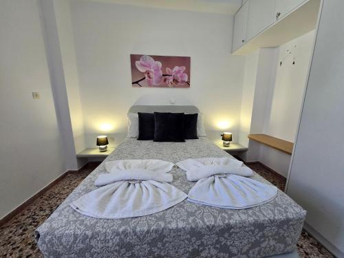 Maraki's Little House Santorini