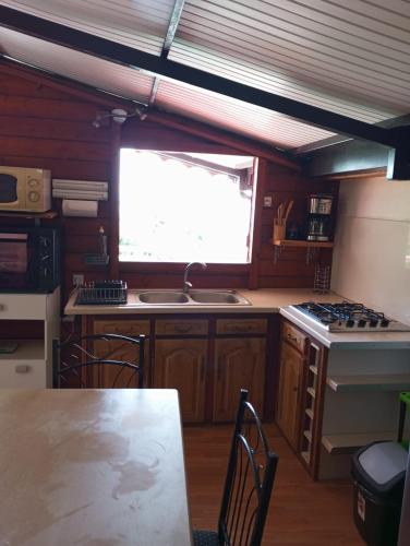Kitchen, Kaz Saint Val in Trois-Rivieres