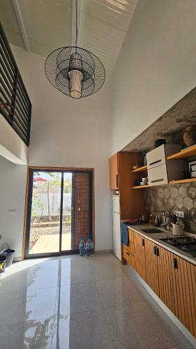 ห้องครัว, Serene Escape in Porto Madeira in รุยวาซ