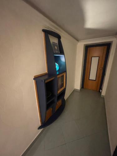 One-Bedroom Apartment image 3