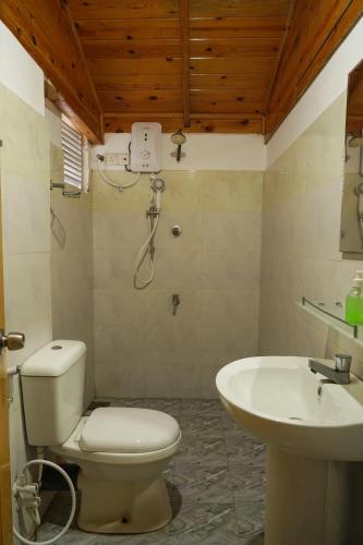 One-Bedroom Chalet image 1