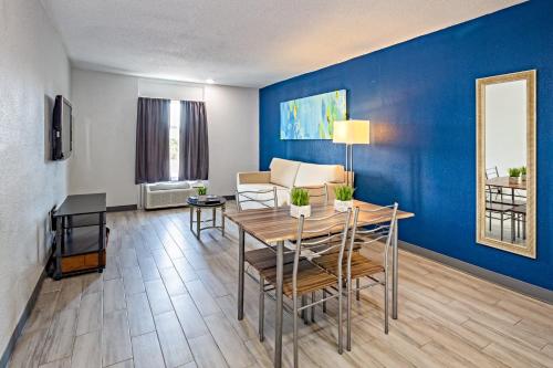 Facilities, Motel 6 Altamonte Springs, FL in Winter Park / Altamonte Springs