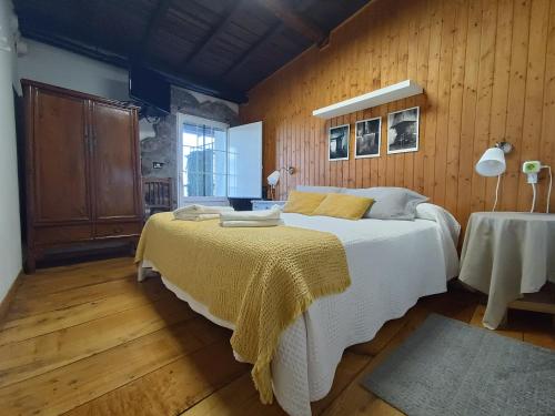 1 double bed