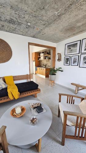 ห้องครัว, Serene Escape in Porto Madeira in รุยวาซ