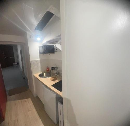 кухня, Résidence Borgia - Bois Vignolles, Appartement 2 (Residence Borgia - Bois Vignolles, Appartement 2) in Озуар-ла-Фер'єр