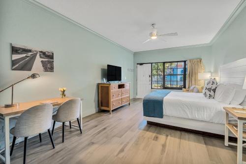 Beachside Inn - image 7