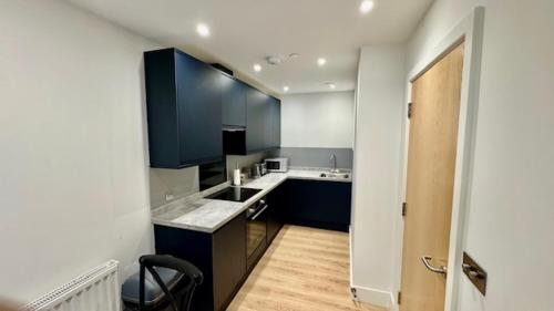 Stratford by Excel Apartments - Photo 3