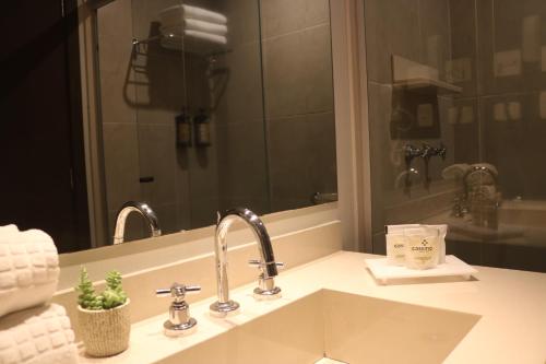 656930413 Hotel Cassino Tower Curitiba Aeroporto By Nacional Inn