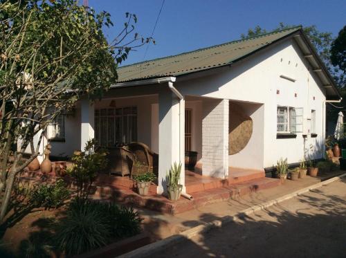 Bejárat, Tabonina Guesthouse in Livingstone