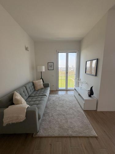 Milano Panorama Home - Luminous with private Garage